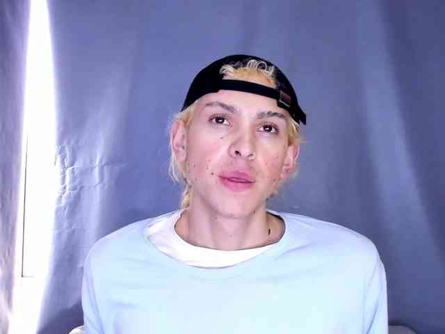 Aaron-Fordd Live Webcam on BongaCams