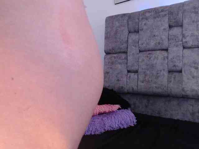 melody-doll webcam