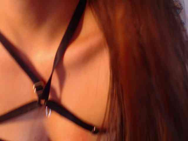 melody-doll webcam