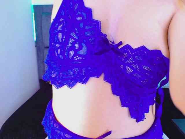 melody-doll webcam