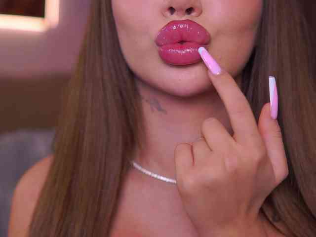 CassyeLips webcam