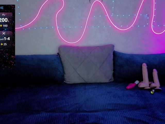 SlyFoxyWeb's BongaCams show and profile