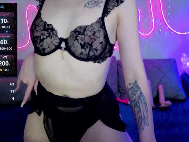 SlyFoxyWeb's BongaCams show and profile