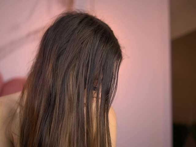 Sex chat gratuit in direct cu AmiraVeyl pe BongaCams