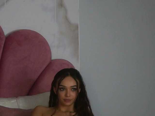 Sex chat gratuit in direct cu AmiraVeyl pe BongaCams