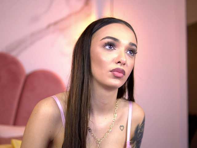 Sex chat gratuit in direct cu AmiraVeyl pe BongaCams