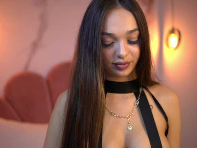 Sex chat gratuit in direct cu AmiraVeyl pe BongaCams