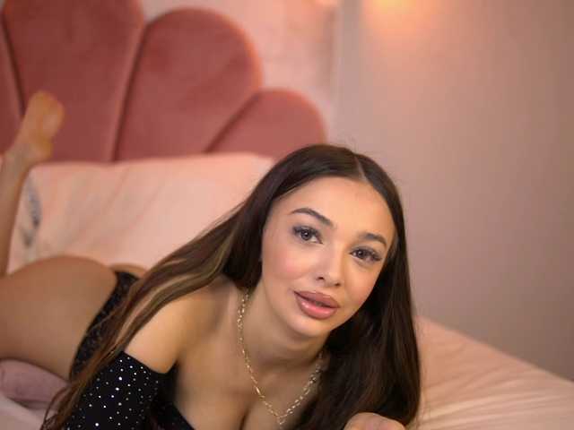 Sex chat gratuit in direct cu AmiraVeyl pe BongaCams