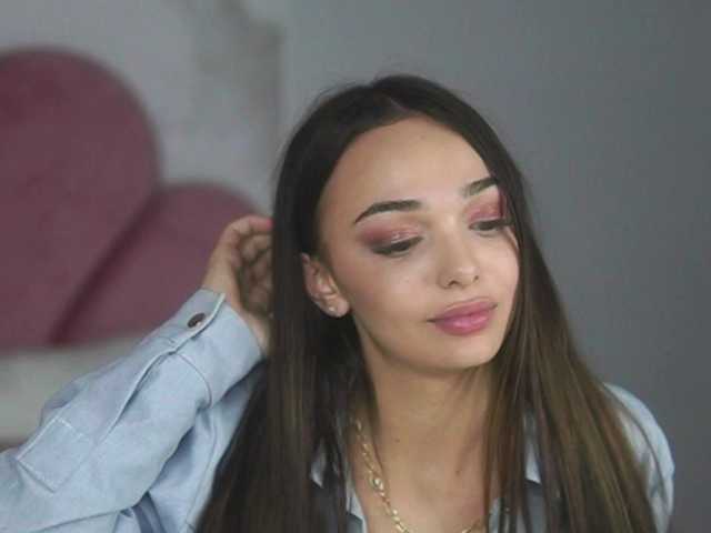 Sex chat gratuit in direct cu AmiraVeyl pe BongaCams