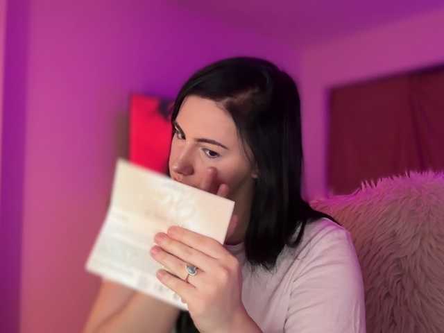 claireheart — Hi! I'm Claire! Lovense from 2 tks, fave vibes 25, 38, 120, 222. Goal: Dance naked @remain :)