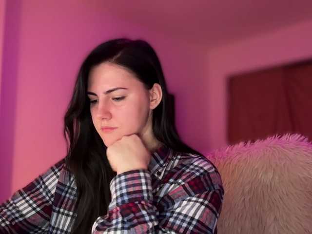 claireheart — Hi! I'm Claire! Lovense from 2 tks, fave vibes 25, 38, 120, 222. Goal: Dance naked @remain :)