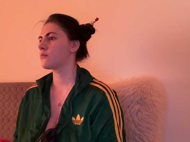 claireheart's BongaCams show and profile