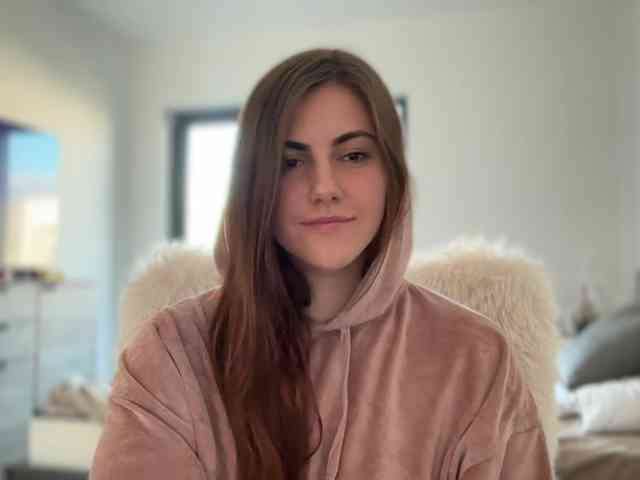 claireheart's webcam live show