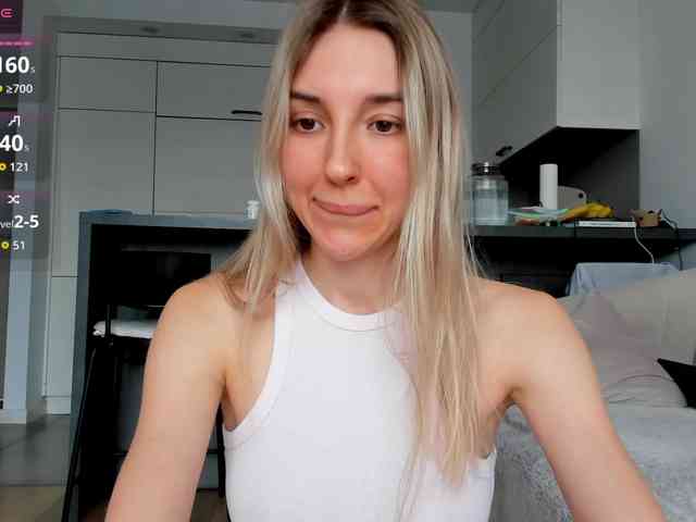 SunnyRina25 webcam