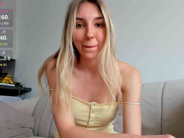 SunnyRina25 webcam