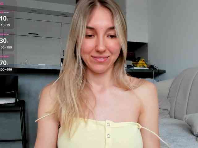 SunnyRina25 webcam
