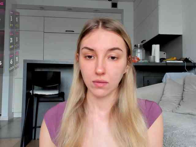 SunnyRina25 webcam