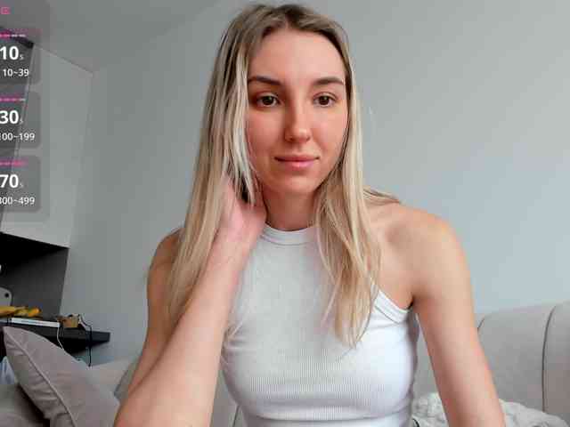 SunnyRina25 webcam