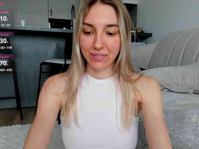 SunnyRina25 webcam