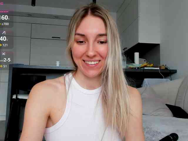 SunnyRina25 webcam