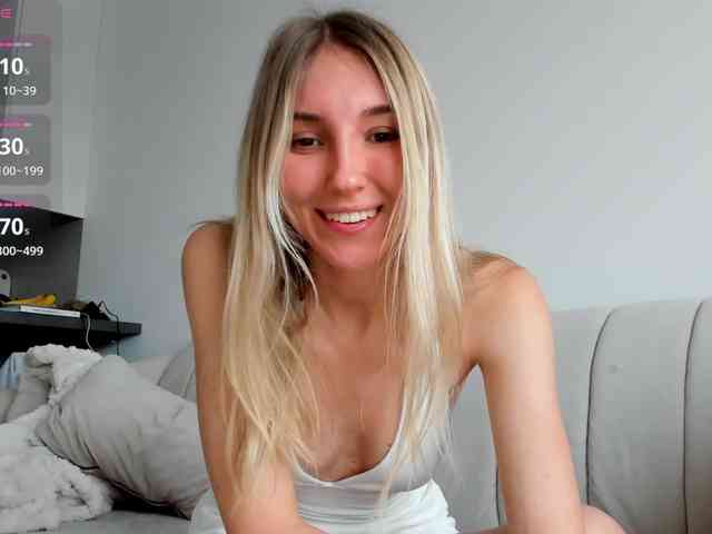 SunnyRina25 webcam