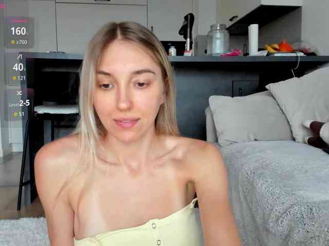SunnyRina25 webcam
