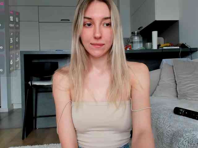 SunnyRina25 webcam