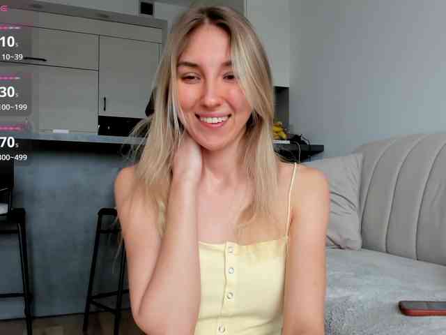 SunnyRina25 webcam