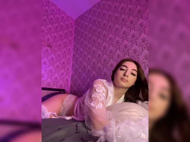 Bestie1-1's BongaCams show and profile