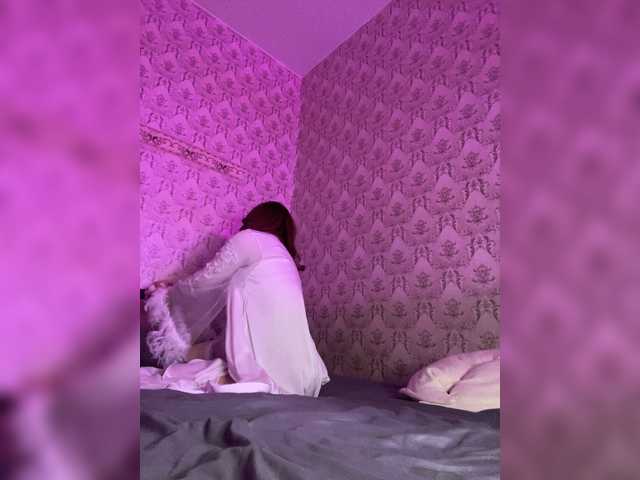 Bestie1-1's BongaCams show and profile