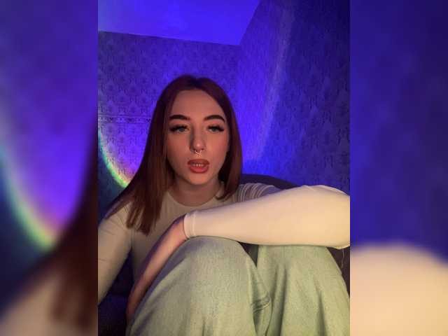 Bestie1-1's BongaCams show and profile