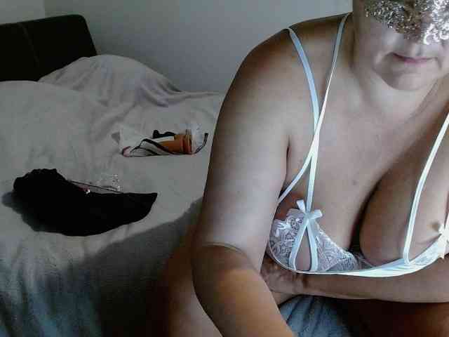 bettyyy webcam
