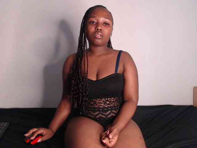Minnie6879 webcam