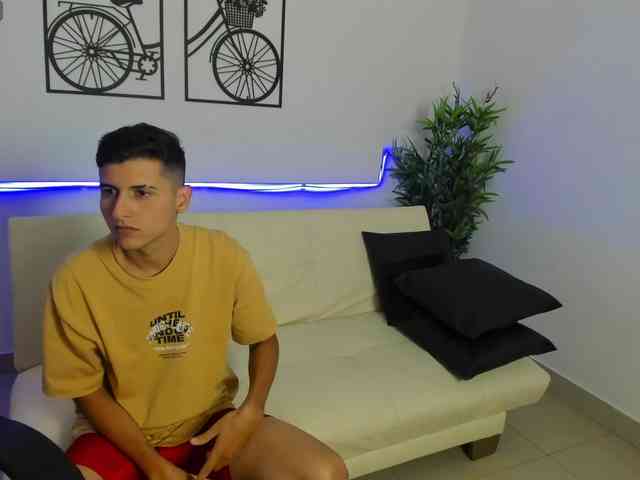 nobody-knows01 webcam