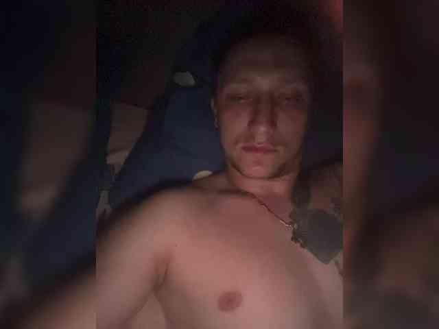 YourloveR0690 Live Webcam on BongaCams