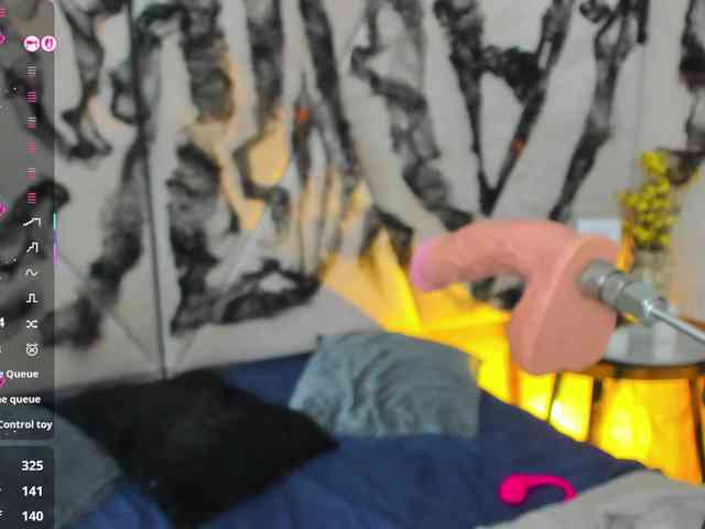 Victoriia-Queen webcam
