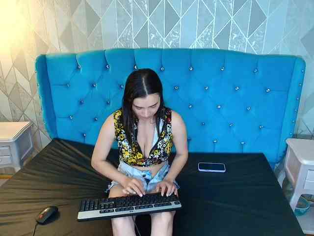 MadissonSutter webcam