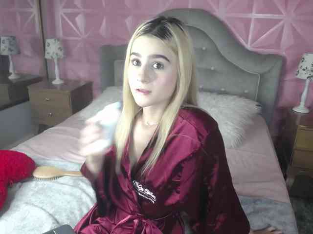 OliviaBlonde