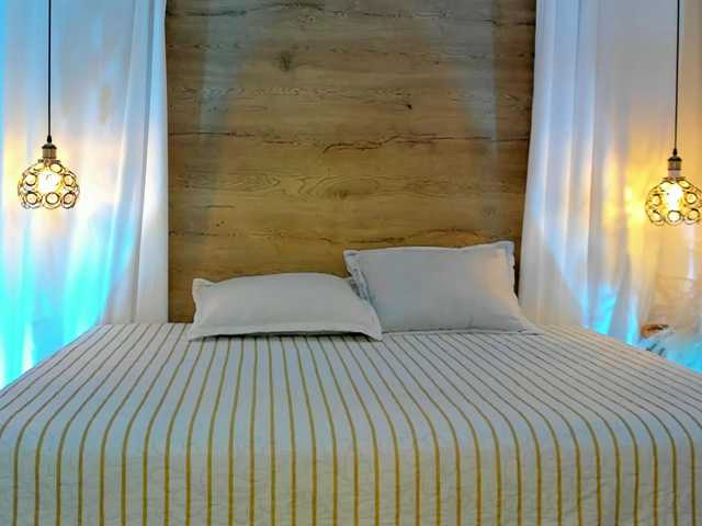 Miaa1's BongaCams show and profile