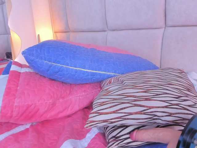 Miaa1's BongaCams show and profile