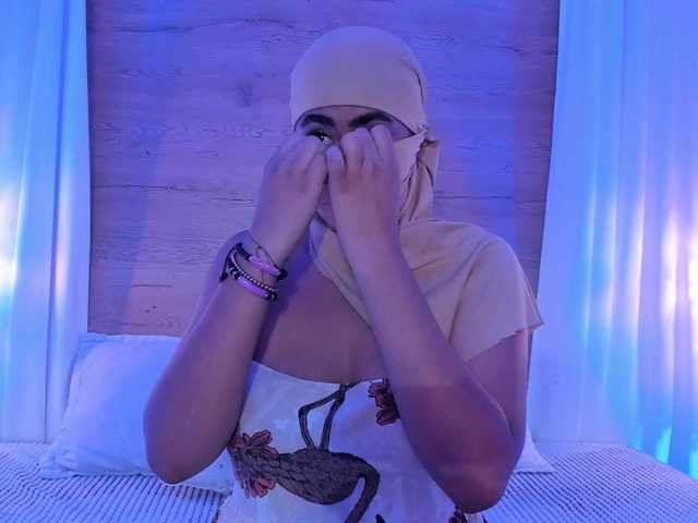 Miaa1's BongaCams show and profile