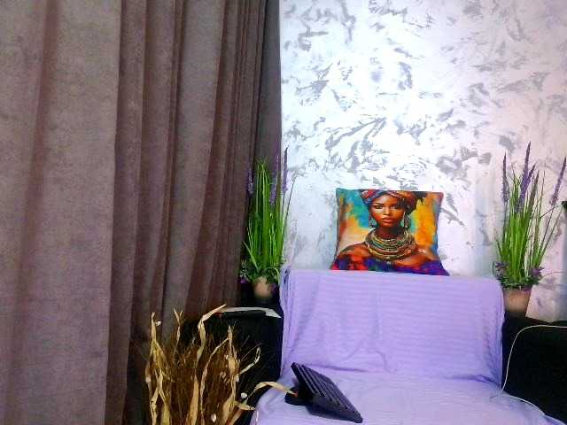 Aahedaysy Live Cam on BongaCams