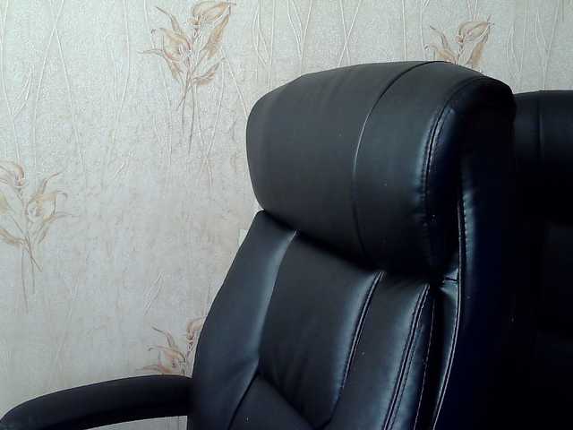 XLisaBlueX — Hey guys!:) Goal- #Dance #hot #pvt #c2c #fetish #feet #roleplay Tip to add at friendlist and for requests!