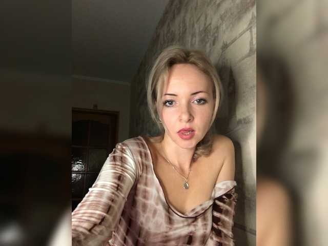 Kristina16-1's BongaCams show and profile