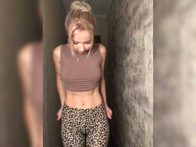 Kristina16-1's BongaCams show and profile