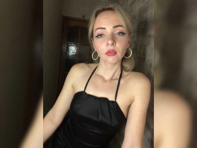 Kristina16-1's BongaCams show and profile