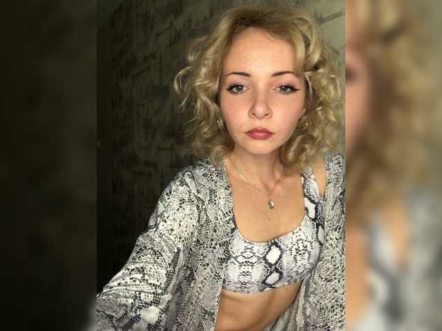 Kristina16-1's BongaCams show and profile