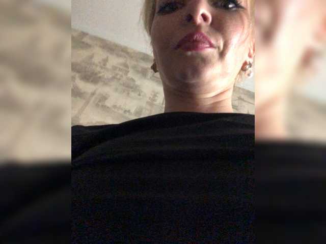 Kristina16-1's BongaCams show and profile