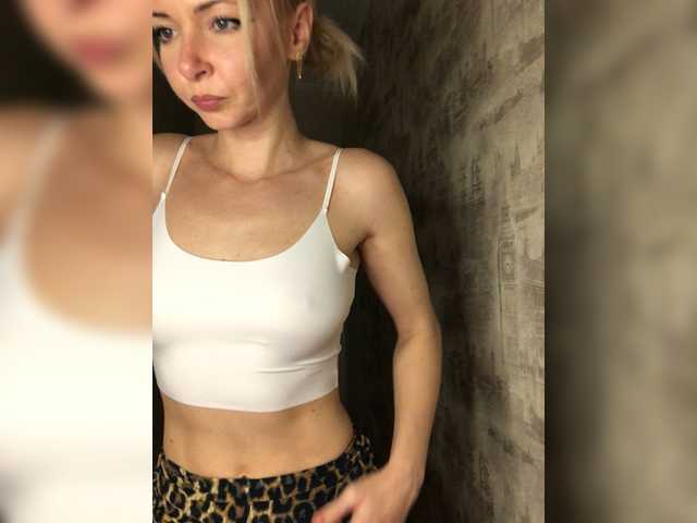 Kristina16-1's BongaCams show and profile