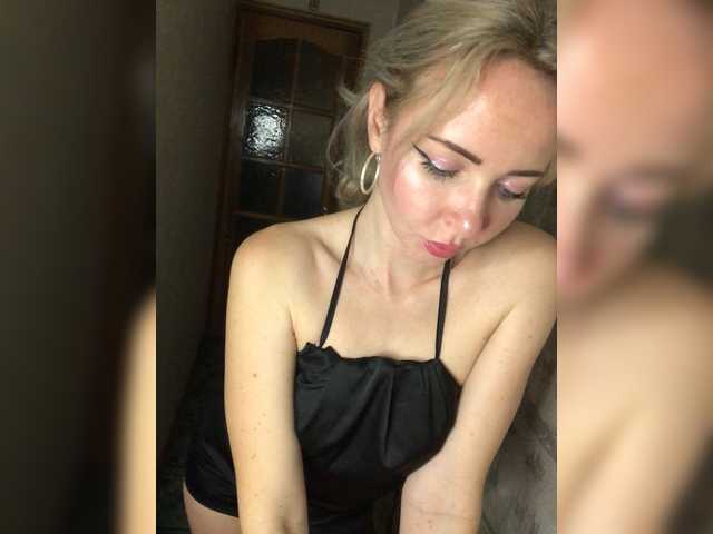 Kristina16-1's BongaCams show and profile